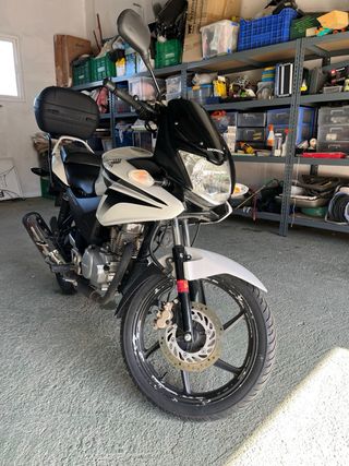 Honda CBF 125 2012 Blanca