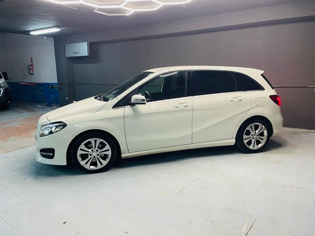 Mercedes-Benz Clase B200  2016