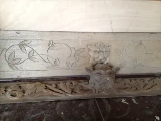 Piezas de madera tallada