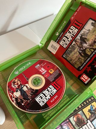 Xbox One S 1TB + 2 Mandos + 2 Juegos