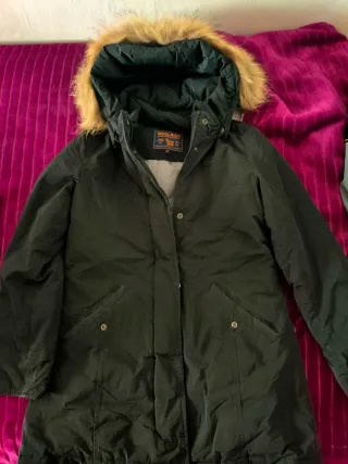 Giubbotto Woolrich Nero con Cappuccio e Pelliccia