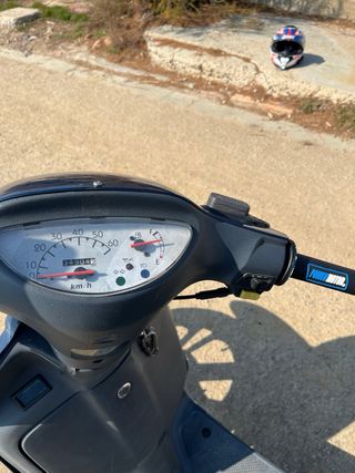 Honda Scoopy SH 50cc azul oscuro