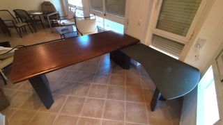 Mesa de oficina madera marrón y gris