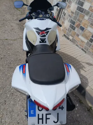 Suzuki GSXR 600 LO matriculada 2011.