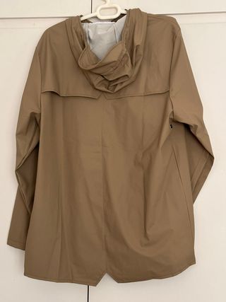 Chubasquero Rains Beige