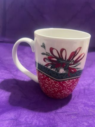 Tazza con decoro natalizio