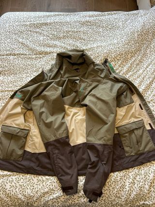 Chaqueta “L” Oakley 15K Snowboard/Esquí