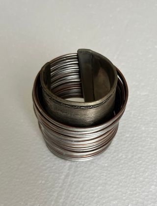 2 pulseras plateadas de acero