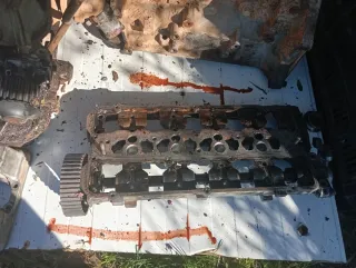 Motor Mitsubishi Montero IO Pinin 1.8,y un Bloque