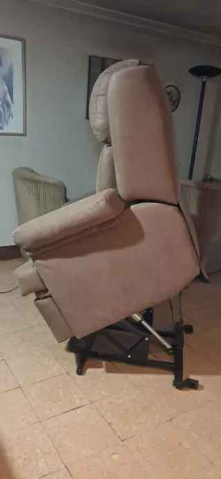SILLON RELAX MOTOR + ELEVADOR. PERFECTO ESTADO.