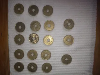 Monedas 25 Pesetas con Agujero