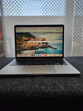 MacBook Pro 13 M2 8GB 512GB SSD 2022