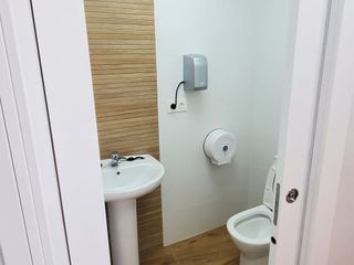 Local comercial en alquiler en Alhendín