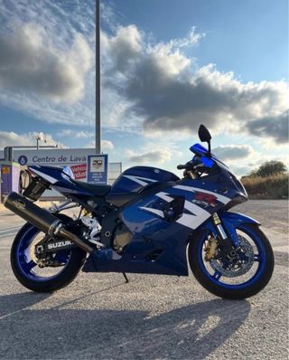 Suzuki GSXR 600 Azul