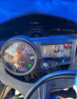 Suzuki GSXR 600 Azul