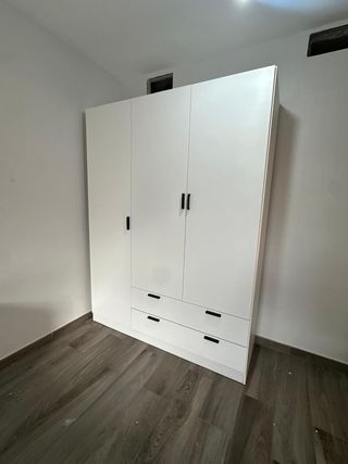 Moderno Armario de 3 Puertas Nuevo! 150x200cm