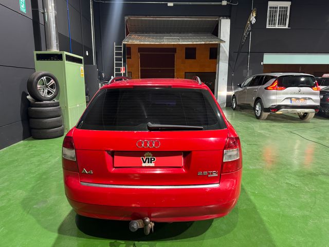 Audi A4 AVANT 2.5 TDI