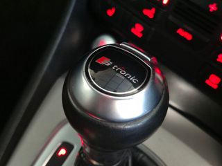 Audi Q3 2.0 TDI 140cv quattro S tronic Attractio