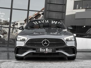 Mercedes-Benz C300e 2023