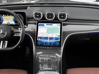 Mercedes-Benz C300e 2023