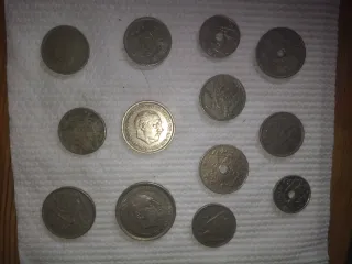 Lote de monedas variadas