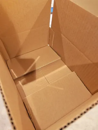 943 cajas de cartón plegadas NUEVAS | lote complet