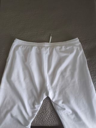 Pantaloni bianchi con coulisse