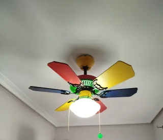 Ventilador de techo infantil multicolor