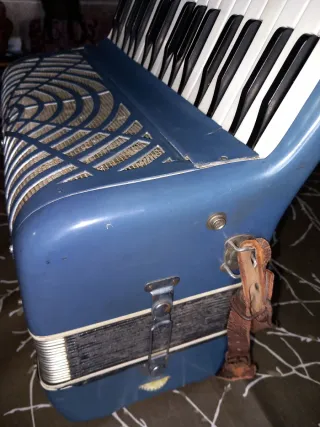 Fisarmonica Guerrini 60 Bassi