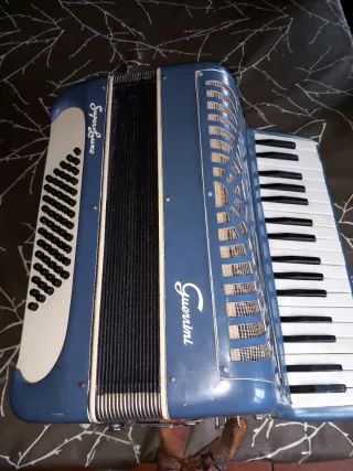 Fisarmonica Guerrini 60 Bassi