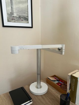 Lámpara de escritorio Dyson Solarcycle Morph