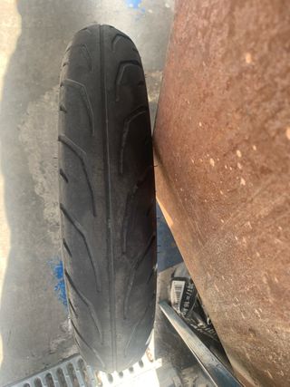 Neumático Dunlop 100/80/17 52S Usado