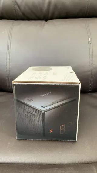Radio Reloj Sony ICF-C1 FM/AM Negra