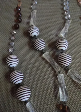 Collana lunga no.nu. marrone e bianca