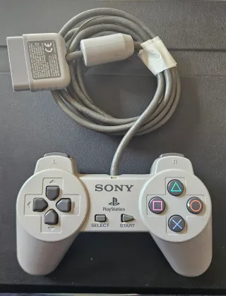 Mando Original PlayStation 1 (PS1)