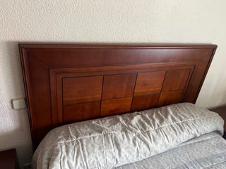 Cabecero de cama de madera