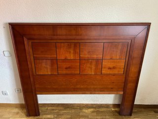 Cabecero de cama de madera para cama de 135