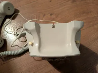 Teléfono antiguo CTNE beige/gris