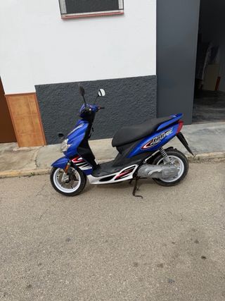 Yamaha Jog RR de agua