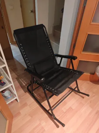 Butaca mecedora negra