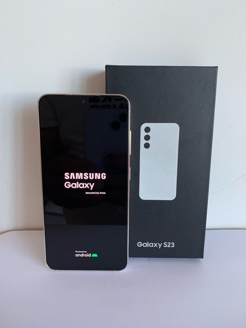 Samsung Galaxy S23 256GB Blanco afbeelding 2