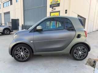 smart fortwo 2018