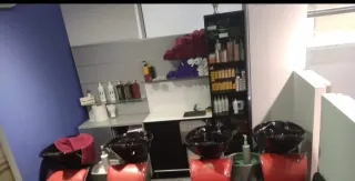 Mueble peluquería con lavabo