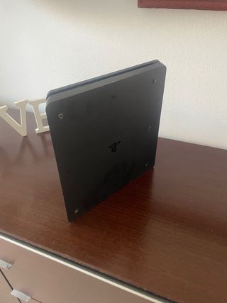 Consola Sony PS4 Negra