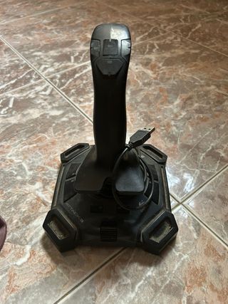 Joystick Logitech Attack 3 PC