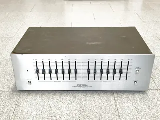 Rotel RE-700 Ecualizador Gráfico Estéreo