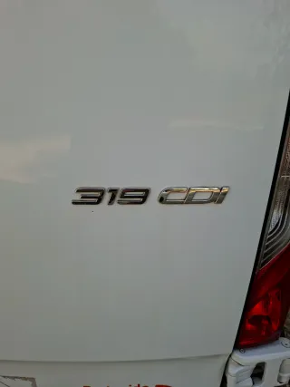 Mercedes-Benz 319,V6 190CV 2020