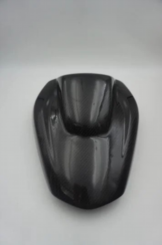 TAPA DE ASIENTO TRASERO EN CARBONO BMW K1300S