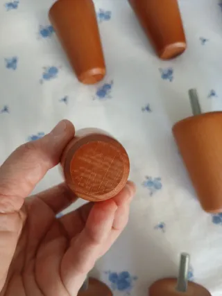 Patas de somier de madera