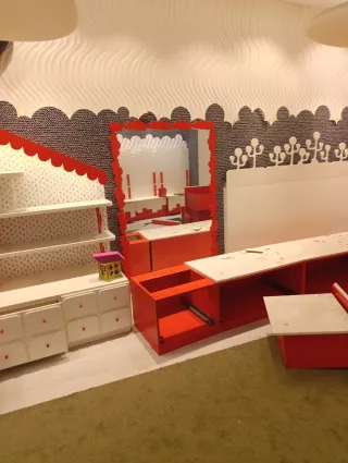 Mobiliario Comercio Cajoneras Rojo Blanco